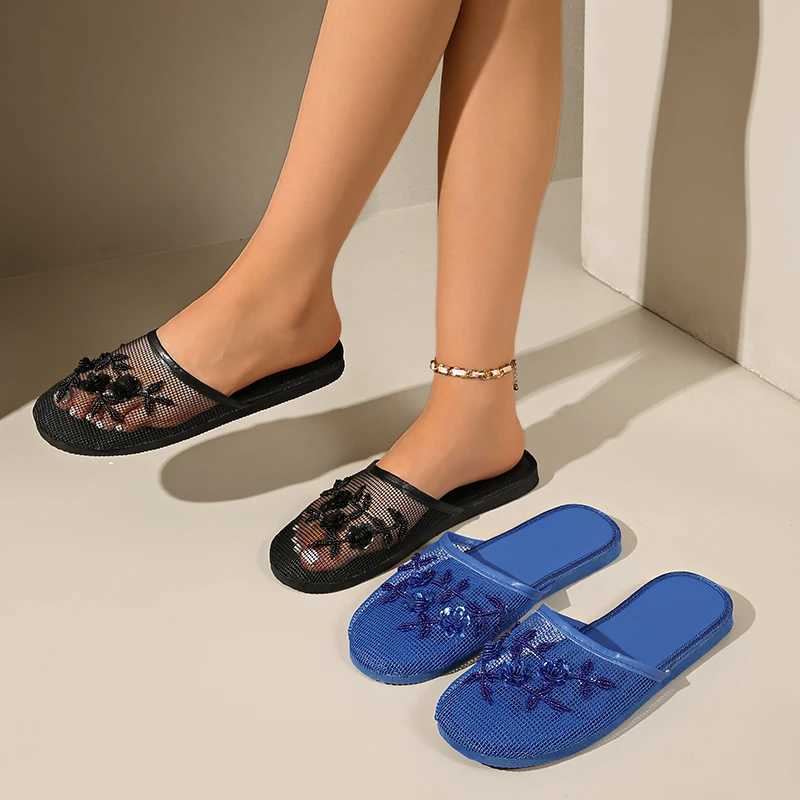 2025 Hot Sale Shoes for Women Baotou Womens Slippers Fashion Crystal Floral Daily Slippers Women New Mesh Flat Slippers Zapatos W250704