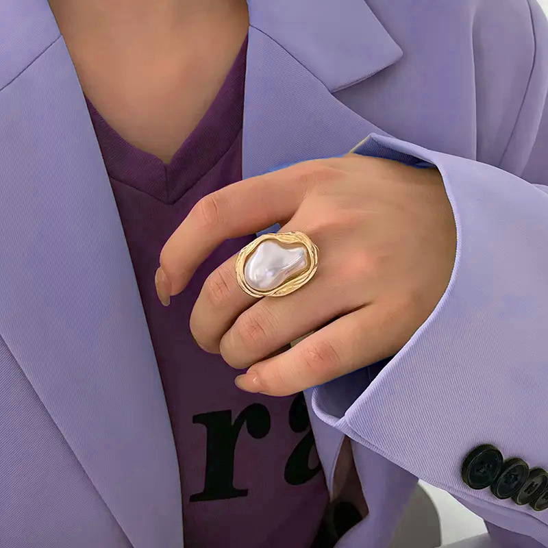 French Style Irregular Pearl for Women, Exaggerated Index Finger Ring, Unique Fashion Design, New Trendy Open Ring
