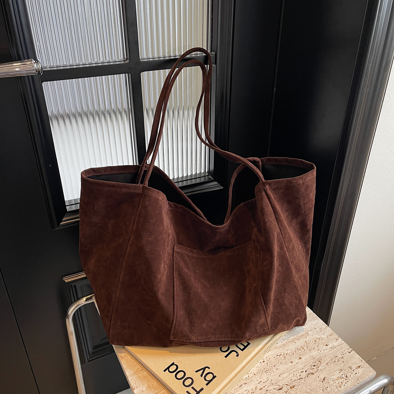 Vintage velvet tote bag large capacity commuting light leisure assorted shoulder bag