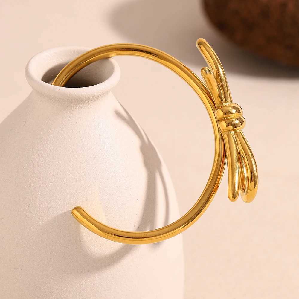 E.B.belle PVD Plated ic Style Bowknot Cuff Bracelet Stainless Steel Smooth Women Girl Fashion Jewelry Accessories Y250704