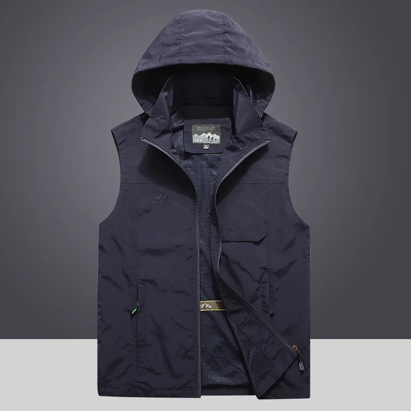 FGKKS Outdoor Casual Vest For Men Large Pocket Hooded Fashion Coat High Quality n Streetwear Men 250704