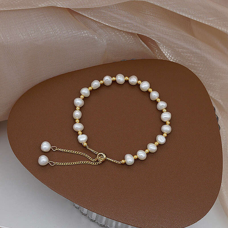 DHCollections Natural Freshwater Jade for Women Fashion Simple Elegant Pull-String Pink Pearl Bracelet Jewelry