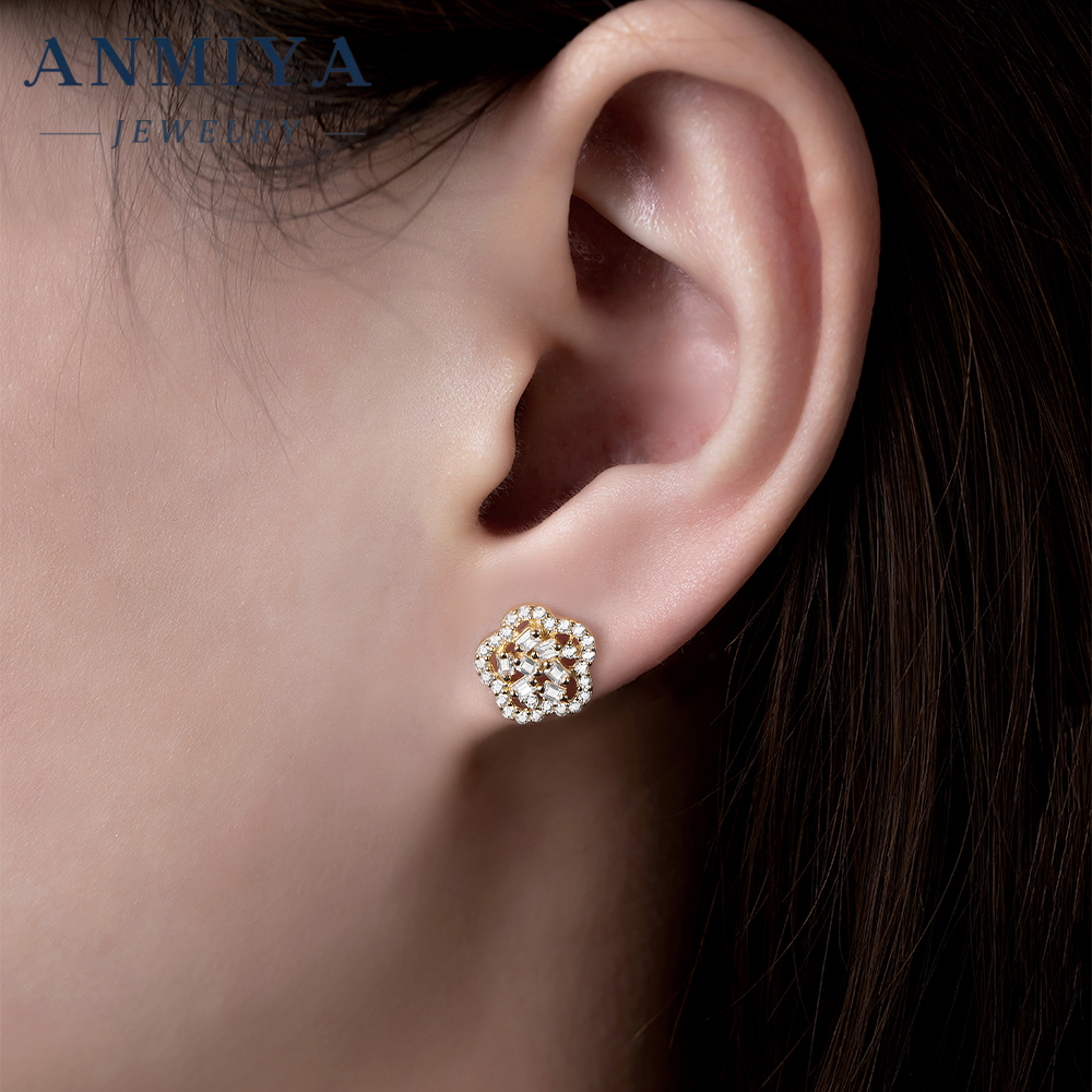 925 Sterling Silver Jewelry for Women Elegant Accessory Stud Earrings Floral Design Zircon Stones for Sensitive Skin