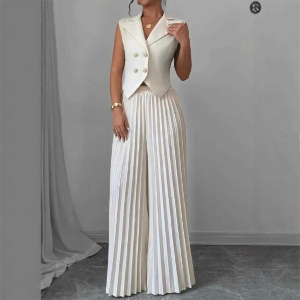2025 Summer Womens Fashionable Casual Lapel Suit Elegant Commuting Solid Color Slveless Top + Trousers Sexy Two-piece Set X250704