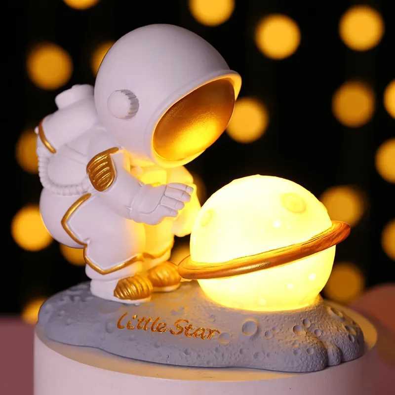 Astronaut Night Light Baby Sleeping Bedside Night Lamp Resin Cartoon LED Night Lamp Soft Lighting Table Lamp Birthday GiftXJ250703
