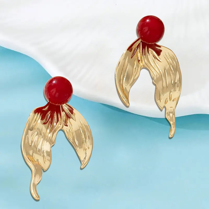 Fish Tail Koi Red Imitation Pearl Decoration High-end Ocean Style Earrings