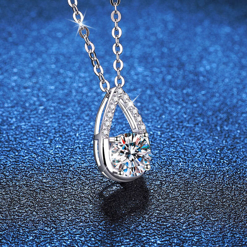 S925 S925terling S925ier Light Korean S925tyle Water Drop Pendant Women, D Color 1 caratS925 MoiS925S925anite Necklace for Women 7a4