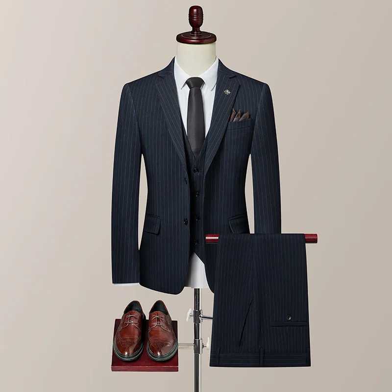 2025 High quality business casual suit (suit + vest + trousers) Fashion British style stripes handsome trend three-piece set X250704