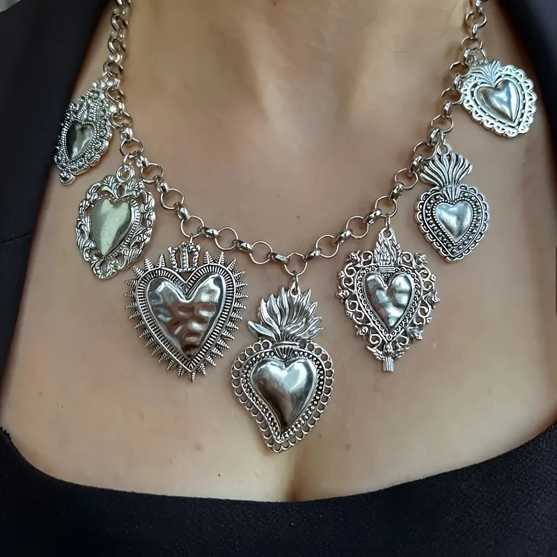 Fashion Exquisite Womens O-chain Choker Necklace Geometric Irregular Heart-shaped Pendant Necklace Y2K Daily Party Jewelry 250701