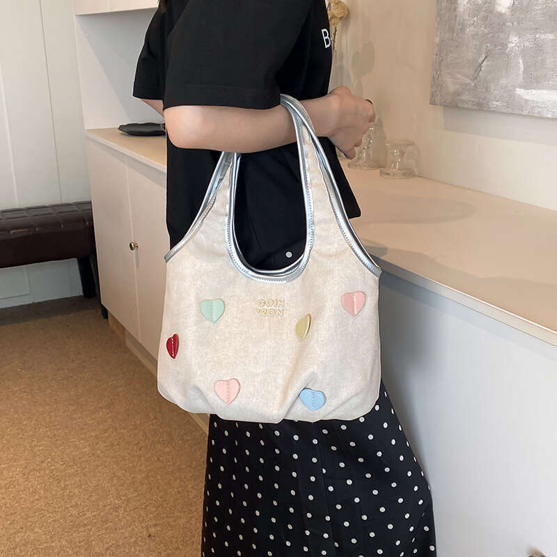 Korean Style Fashion Bag for Women 2025 Summer New Niche Design High-Quality Cute Casual Versatile Handbag
