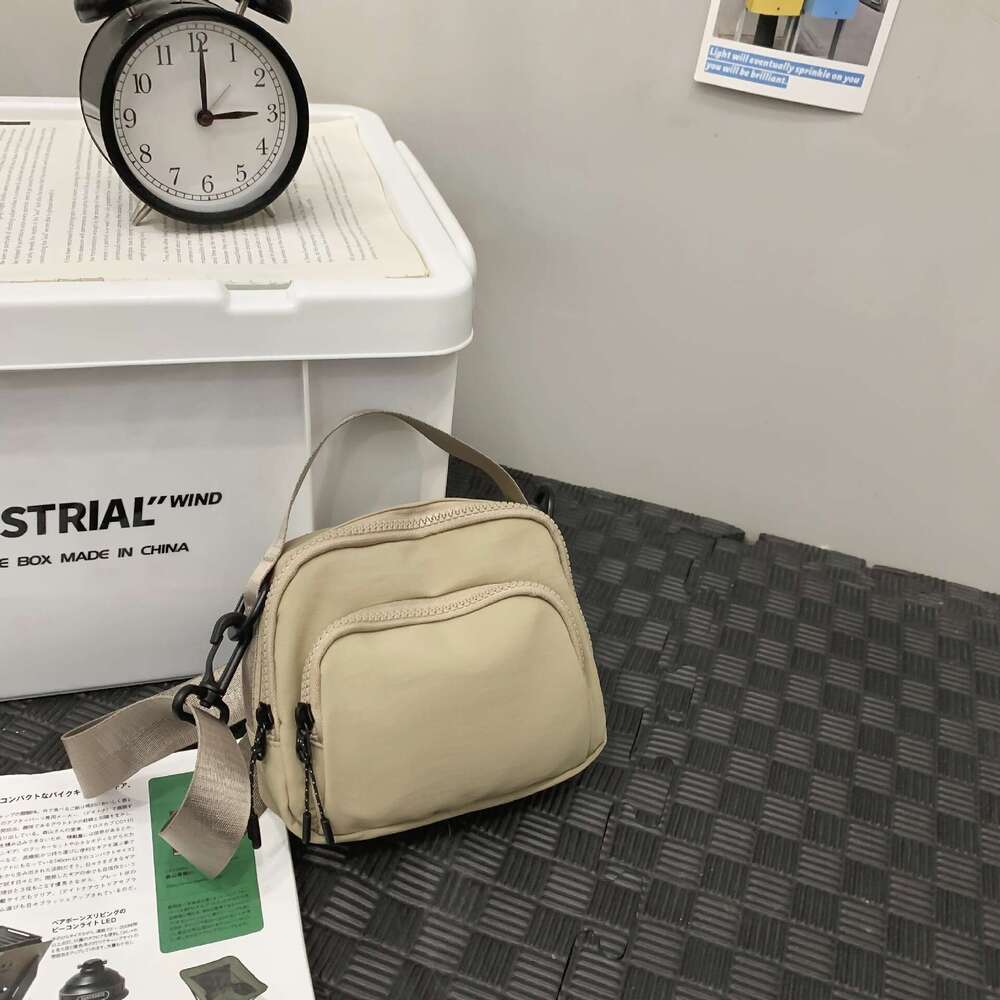 Small Waterproof Casual Handbag Shoulder Multifunctional Fashion Crossbody Bag 2025 Elegant Versatile New Trend Ins