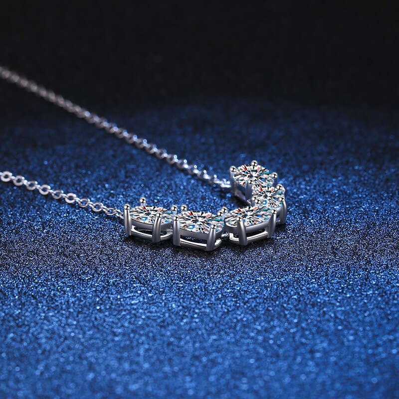 Pure S925ier D Color MoiS925S925anite Necklace Pigeon Egg Korean FaS925hion 2.5 caratS925 Collarbone Chain for Women 014