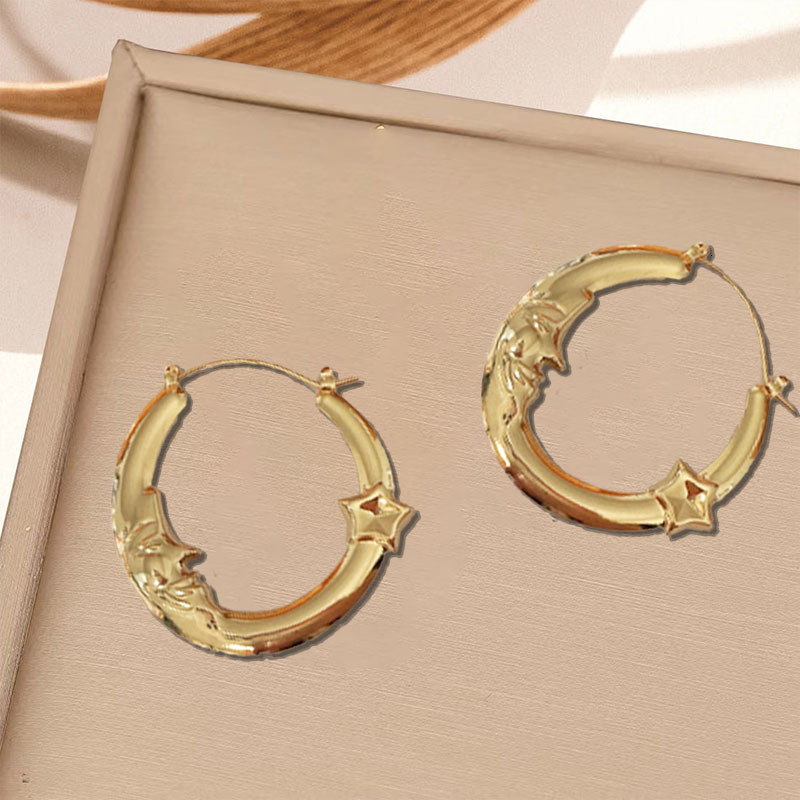 1 Pair Moon Curved Earrings Elegant Bohemian Style Design For Banquet Party