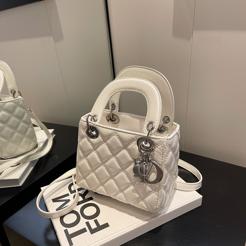 Free Shipping Designer Bag Light Luxury High-end Bag For Women 2025 New Fashion Versatile Shoulder Crossbody Bag Classic Quilted Handbag Princess Dian