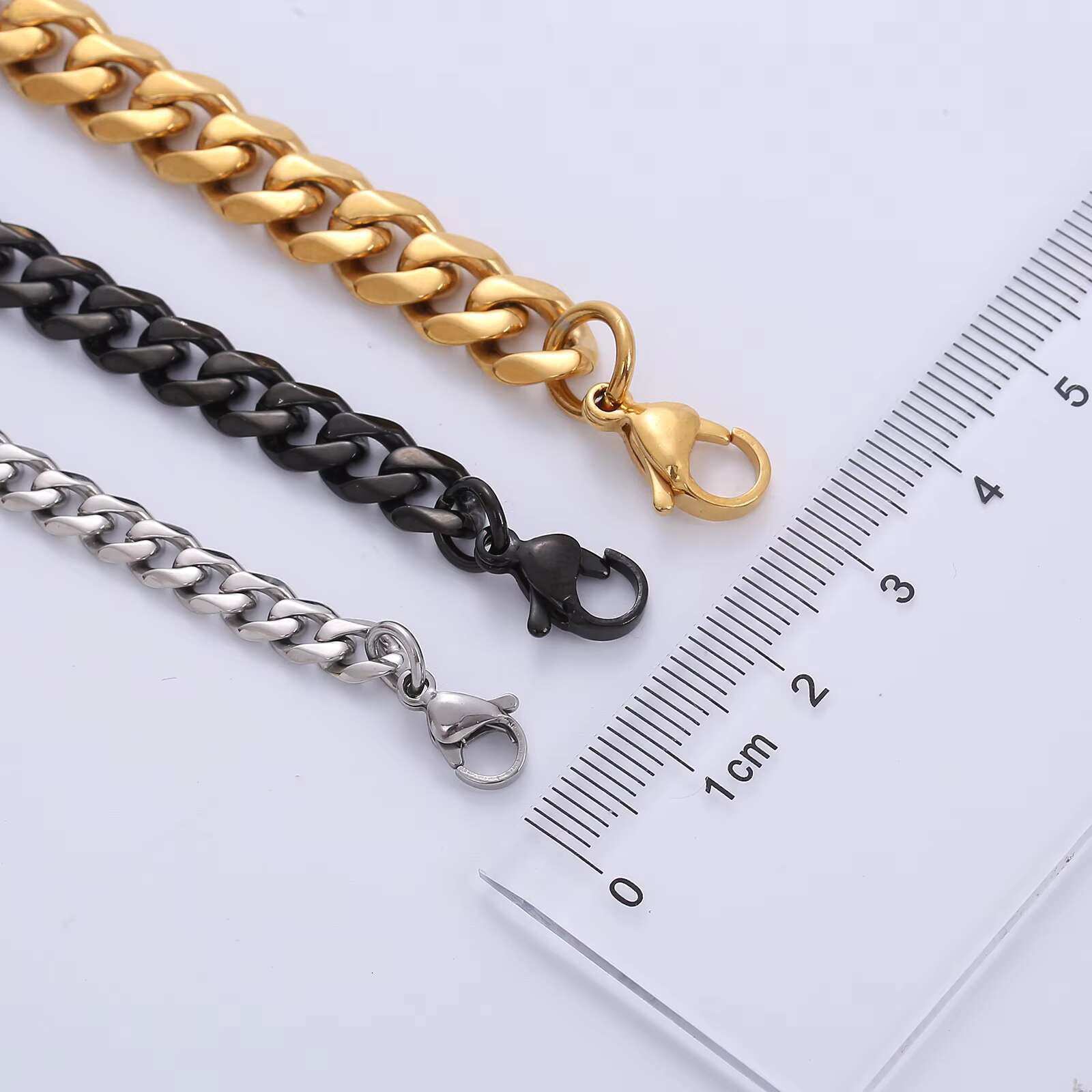 Mens Cuban Link Bracelet with Gold Plating Stainless Steel Silver Black Chain for Anniversaries