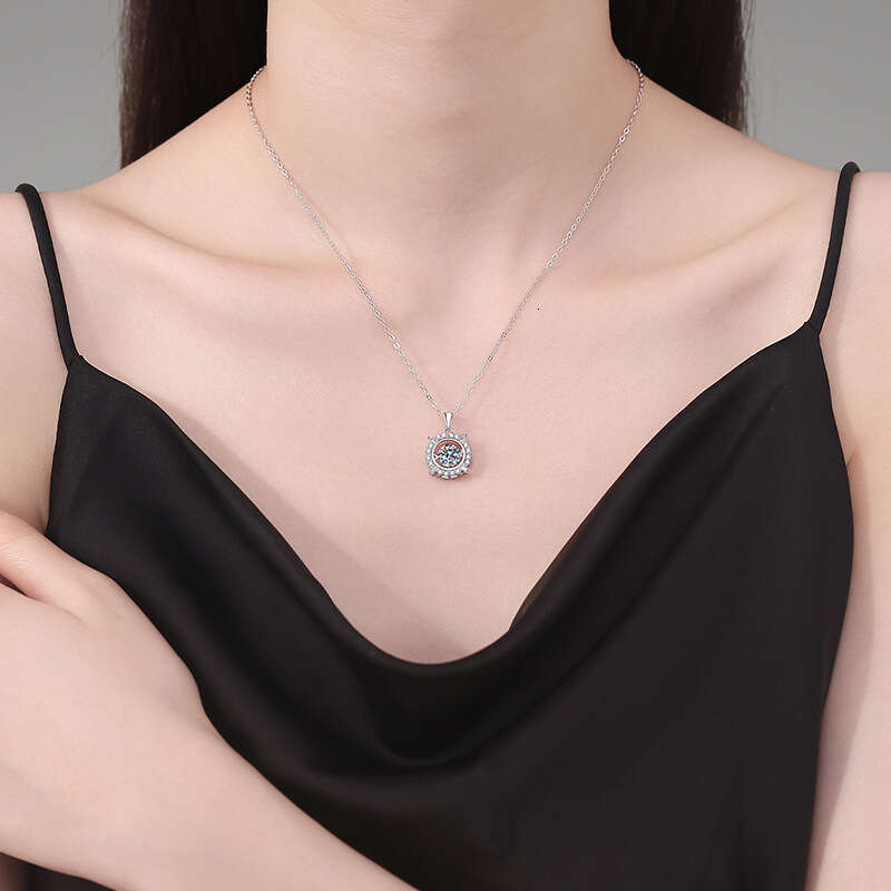 S925 Pure S925ier High-end S925enS925e Dynamic Pendant for Women 1 caratS925 MoiS925S925anite Necklace 74c