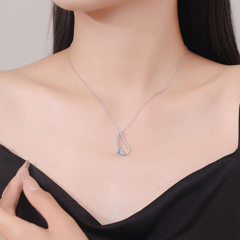 S925 Pure S925ier for Women High-end Irregular Water Drop Pendant 1 caratS925 D Color MoiS925S925anite Necklace 86d