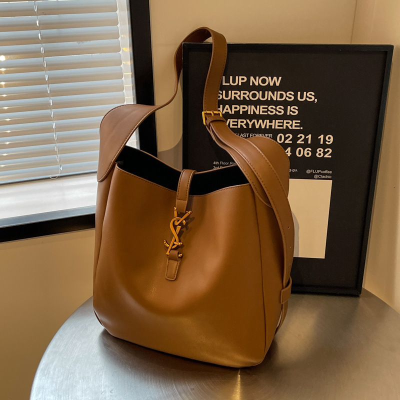 Designer Bags Luxury Bag Trendy Bags Bucket Bag Women 2025new Spring Summer High-end Commuter Shoulder Bag Large Capacity Crossbody Bag