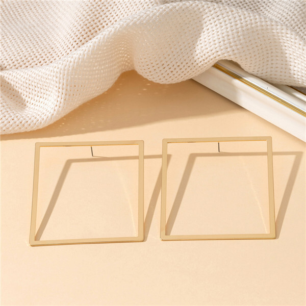 1 Pair Square Hollow Earrings Simple Elegant Line Alloy Material Exaggerated Fashionable Daily