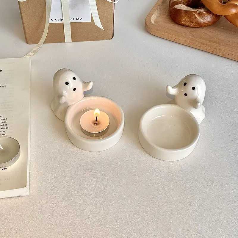 Creative and Quirky Ghost Candle Holder Aromatherapy Candle Base Atmospheric Decoration Cute Ceramic Design Candle Holder W250704