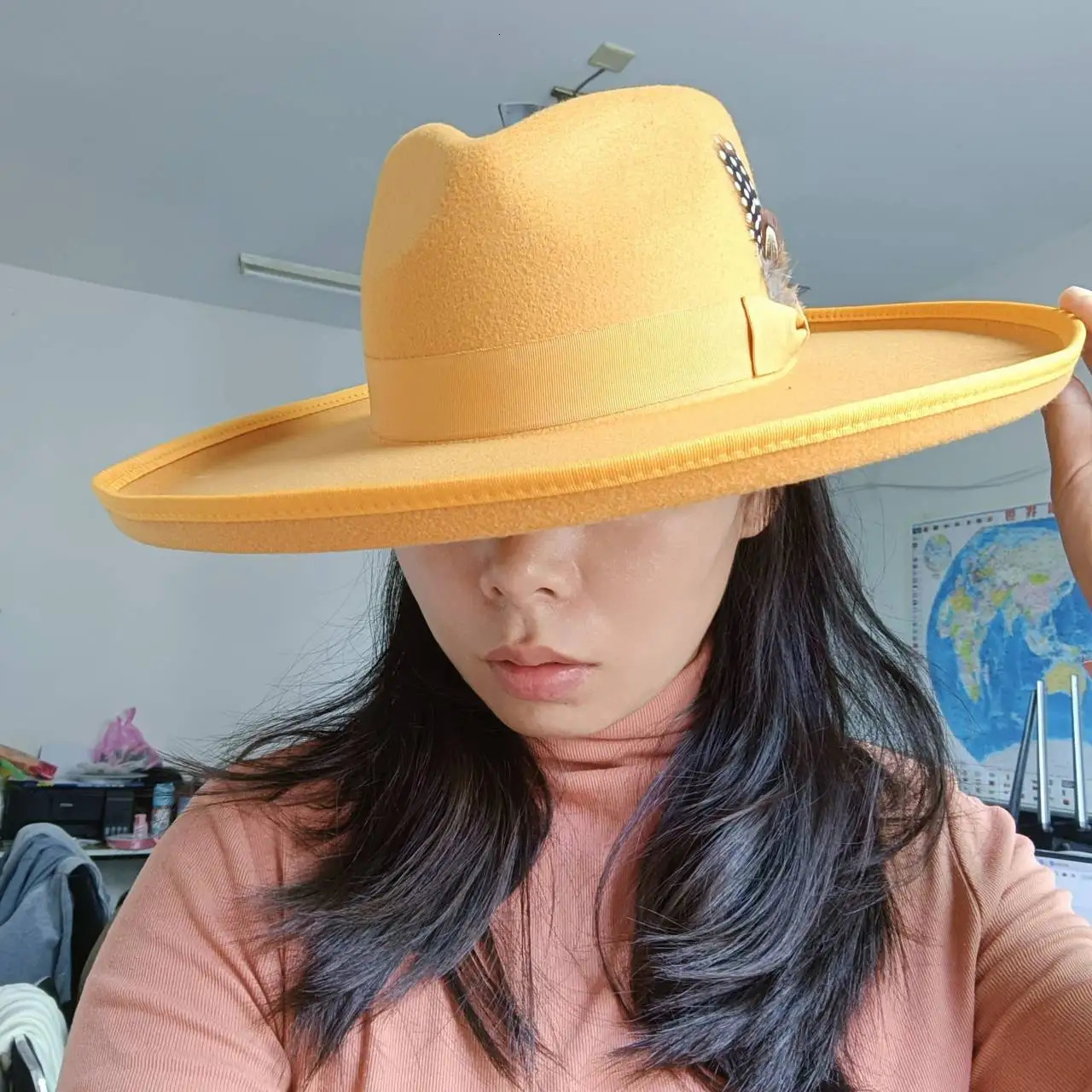 Yellow Love Fedora hat 10cm brim Fedora hat Green mens and womens bow wide brim Panama hat Unisex 250701