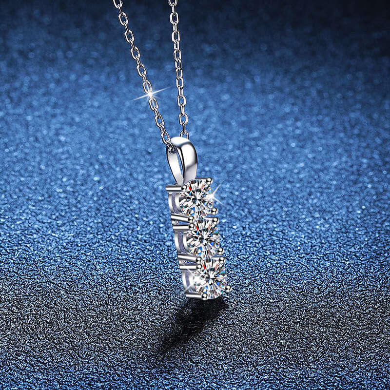 S925 Pure S925ier Pendant for Women Three LiveS925 S925tone S925imple FaS925hion 1.5 caratS925 MoiS925S925anite Necklace 216