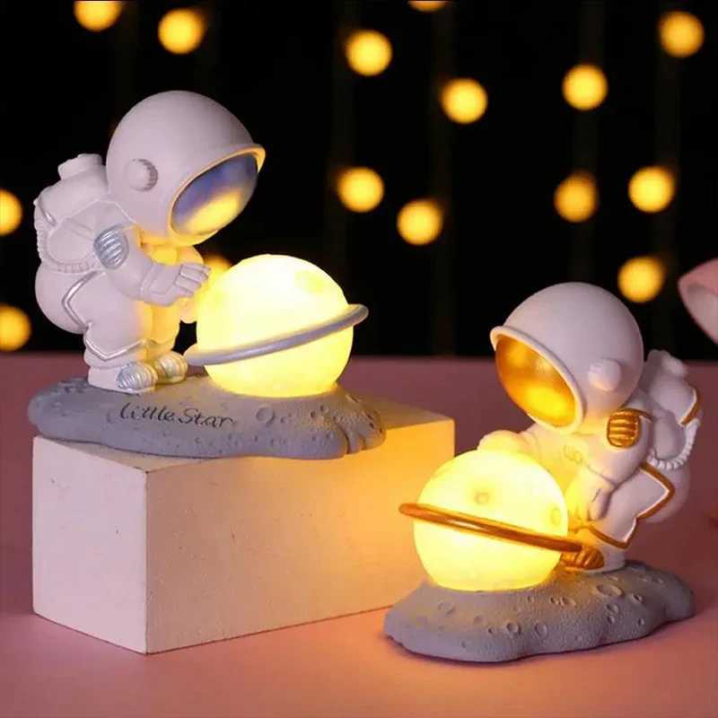 Astronaut Night Light Baby Sleeping Bedside Night Lamp Resin Cartoon LED Night Lamp Soft Lighting Table Lamp Birthday GiftXJ250703