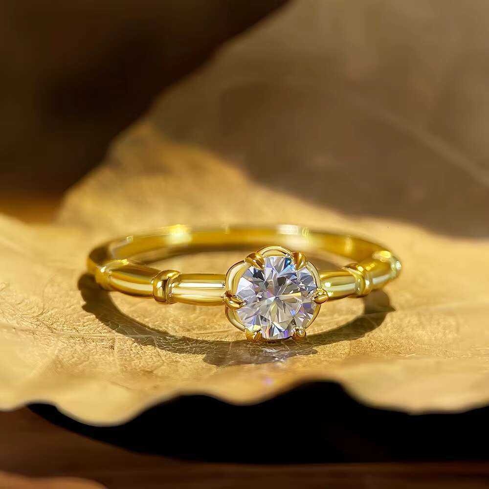 FOXI 18k Gold Vermeil Engagement Ring 0.5Ct Moissanite Diamond Bamboo Solitaire Ring 925 Sterling Silver Moissanite Wedding Ring