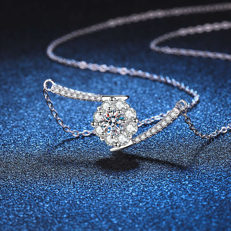 Heart BloS925S925omS925 S925 Pure S925ier Pendant for Women Plated PT950 50 PointS925 D Color MoiS925S925anite Necklace c4c