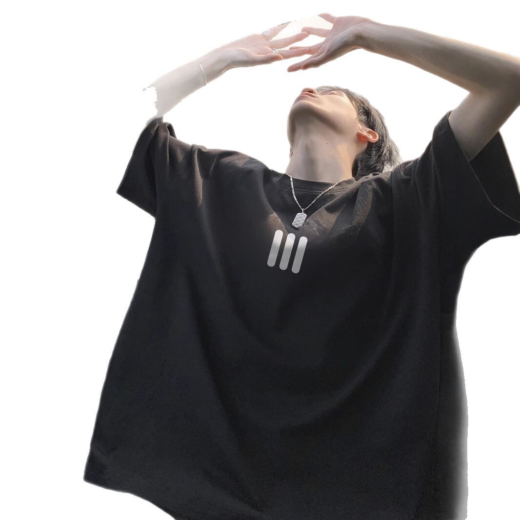 American Style Heavyweight Crew Neck Short Sleeve T-shirt For Men 2025 Summer Designer Short Sleeves Thin Trendy Brand Cool Loose Five-quarter Sleeve 