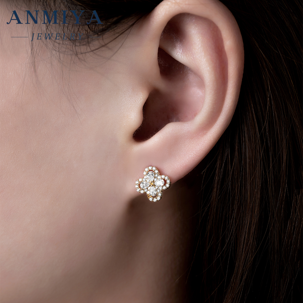 Luxury 18k Gold Plated Silver Jewelry for Women Premium 925 Clover Stud Earrings Four-Leaf Design for Gifts