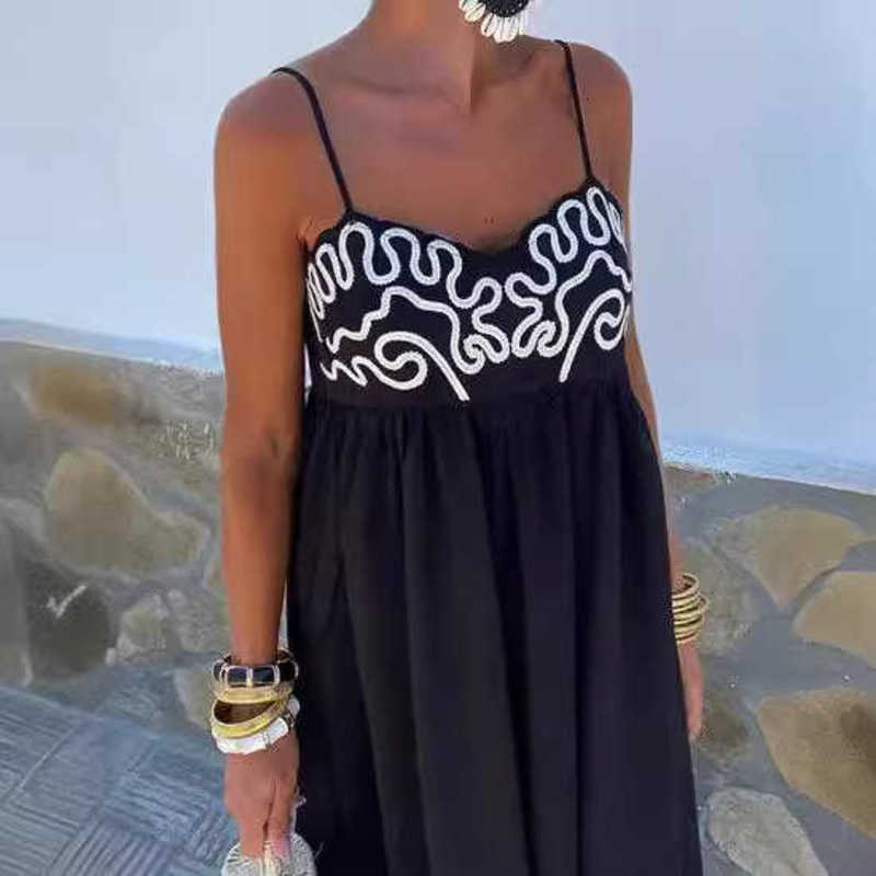 Fashion Evening Dress summer new suspender embroidered dress sleeveless backless long skirt comfortable and casual