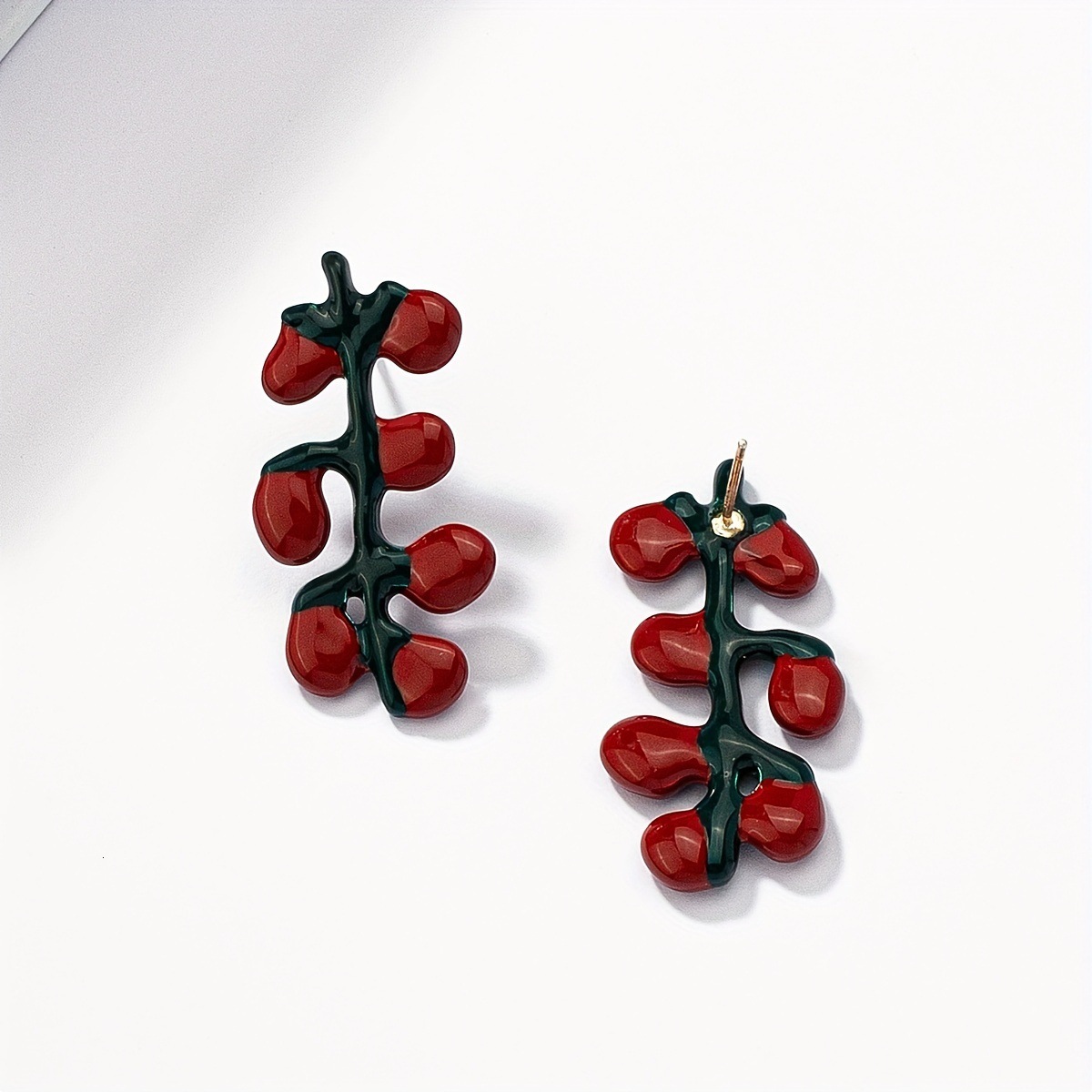 1 Pair Of Oil-Drip Red Cute Flowers Exquisite Small Elegant Fashion Trend