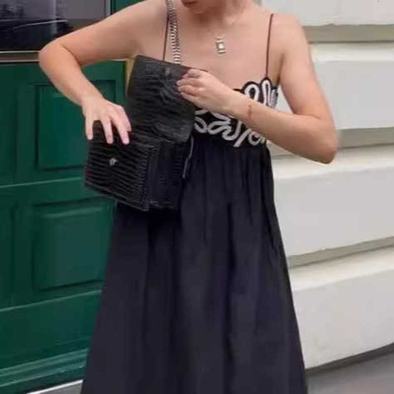 Fashion Evening Dress summer new suspender embroidered dress sleeveless backless long skirt comfortable and casual