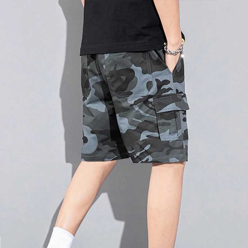 TRAF Trendy Camouflage Cargo Shorts for Men Comfortable Fit Stylish Design with Functional Pockets Perfect for Summer Trend W250705