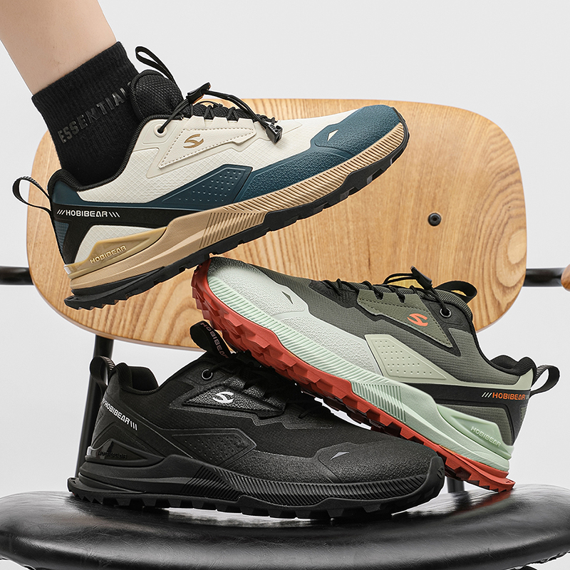 New men's wide - last off - road shoes, men's outdoor non - slip and shock - absorbing hiking and mountaineering sports shoes