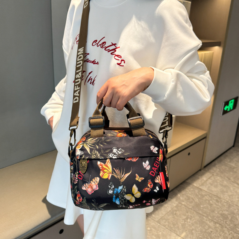 Fashion printed women trend s crossbody bag trend new fashion commuting bag designer bag Oxford cloth handbag women s shoulder bag