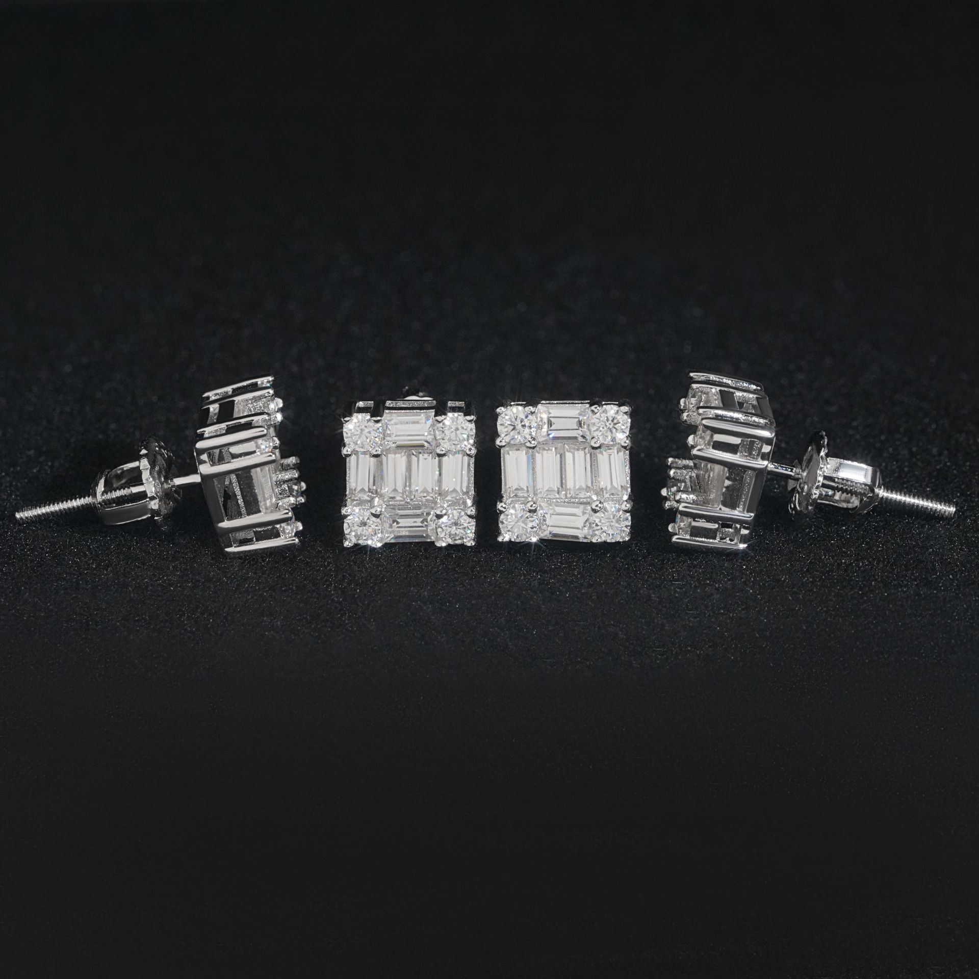 Luxury Jewelry 925 Silver Emerald Cut Moissanite Diamond Bling Special Design Iced Out Square Stud Earrings for Men