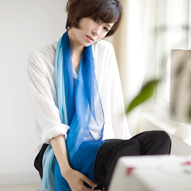 K1244 Gradient silk scarf women summer air conditioning shawl beach towel dual-purpose versatile Korean long scarf chiffon sunscreen scarf