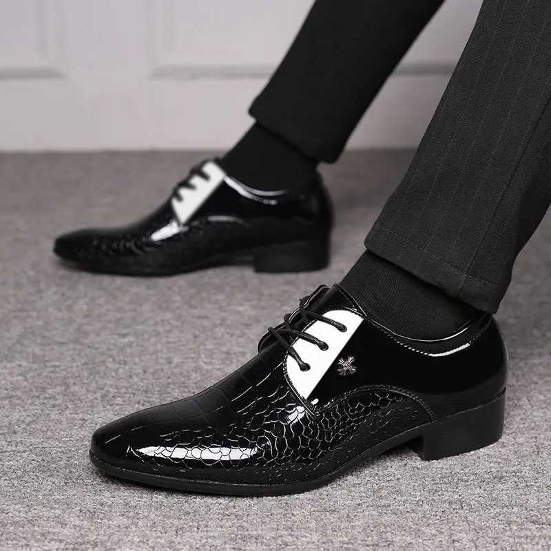 Luxury Mens Brogue Shoes Crocodile Skin Square Toe Men Dress Shoes Business Office Flats Elegant Men Party Wedding Shoes W250705