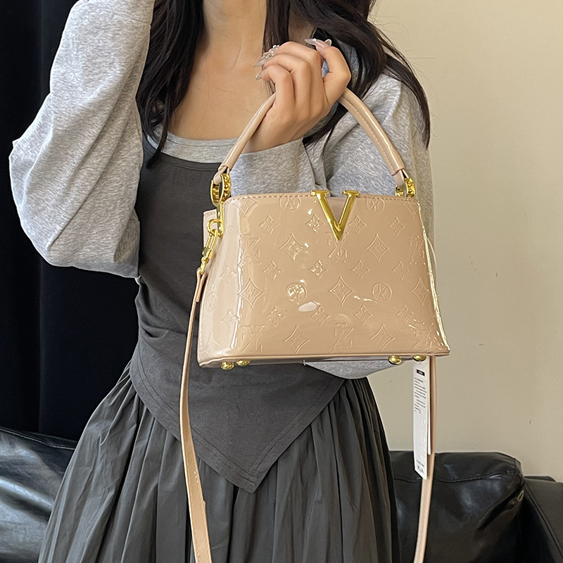 Free Shipping 2025 Hottest Large-capacity bucket bag Fashion Versatile Glossy High Quality Women Shoulder Crossbody Bag Available in Red Black and Mor