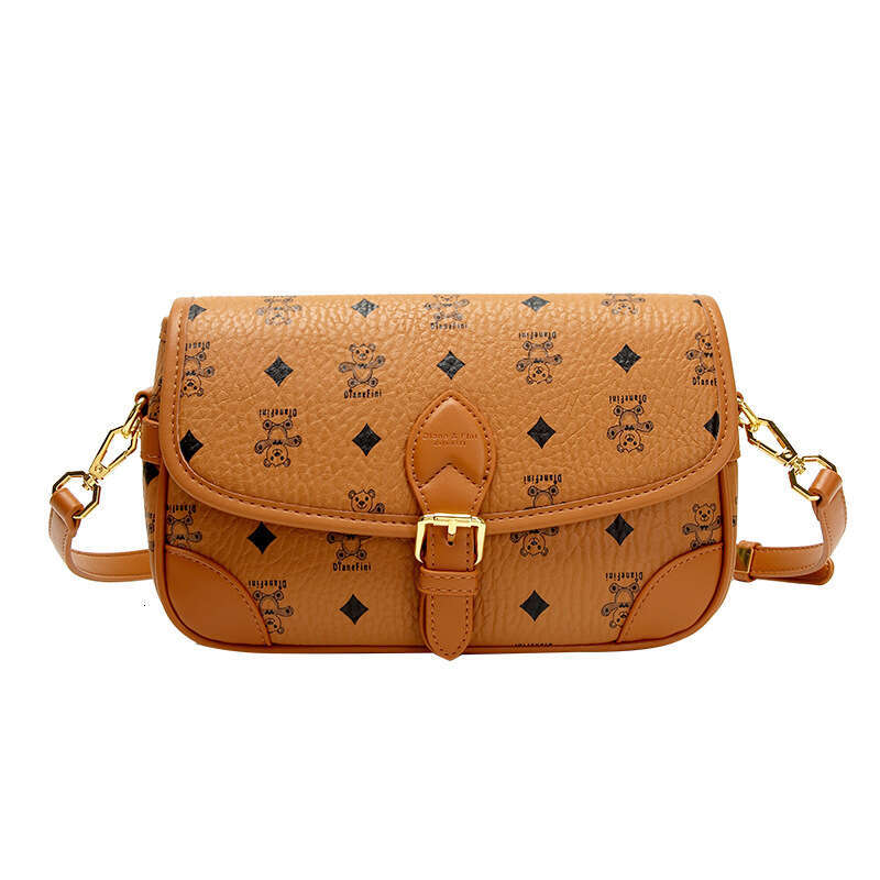 Versatile Underarm Bag - Elegant Single Strap Crossbody with Compact Design