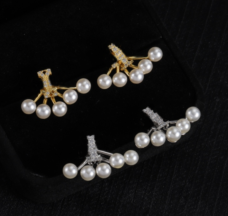 Elegant Fashion Pea… - image