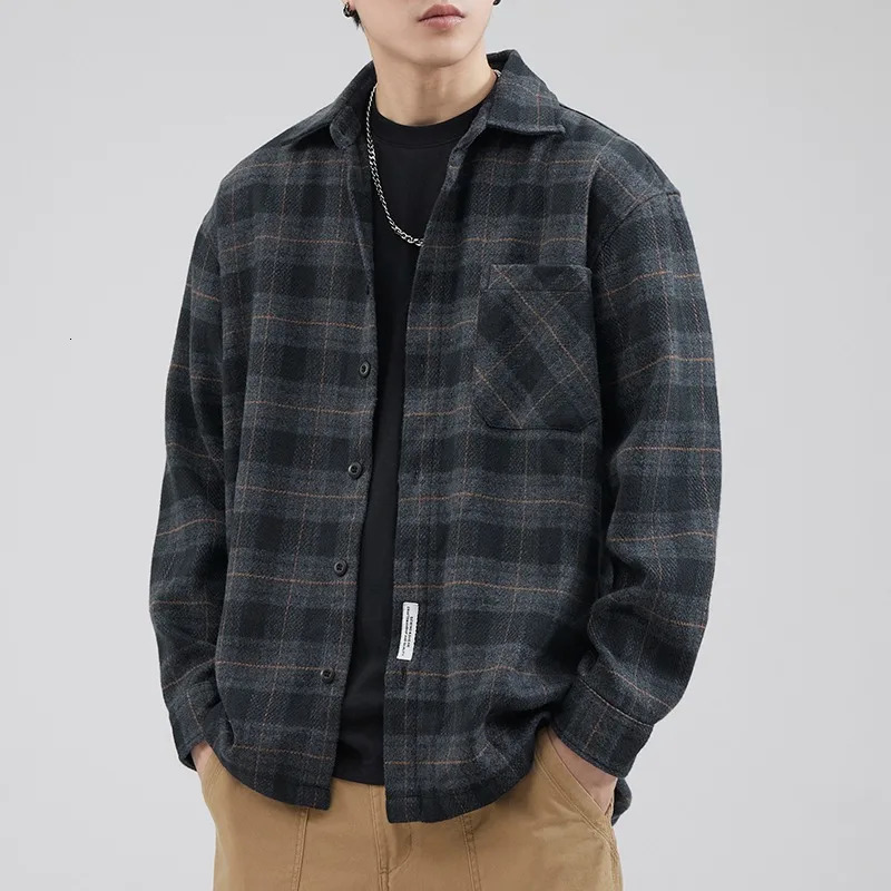 Autumn and Winter Retro Brushed Thickeneded Plaid Shirt Mens Workwear Long-Sleeved Trendy Loose Woolen Shirt Casual Jacket Trendy 250704