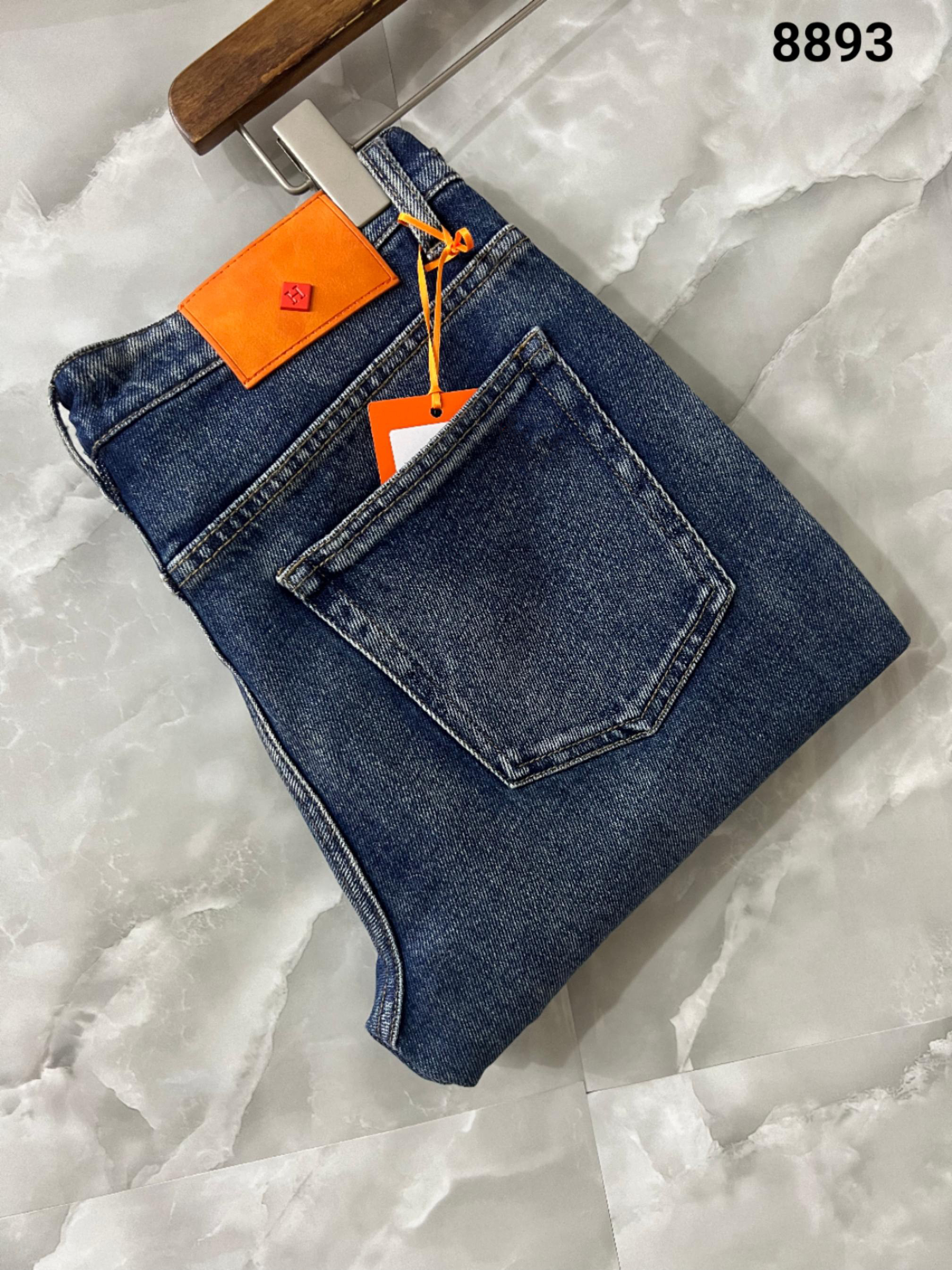 Men's Jeans Mens jeans tailored retro street designer jogging pants motorcycle jeans casual luxury hip-hop pants tailored jeans in sizes 30-40