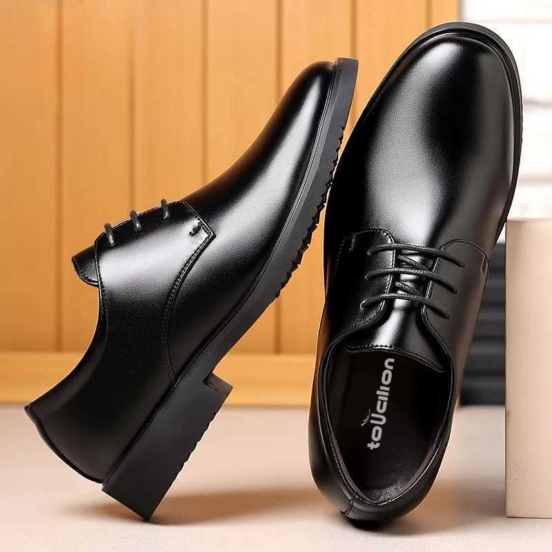 Leather Shoes for Men Dress Black Formal Square Toe Mens Casual Derby Shoe Business Retro Cowhide Designer New in Free Shipping W250705