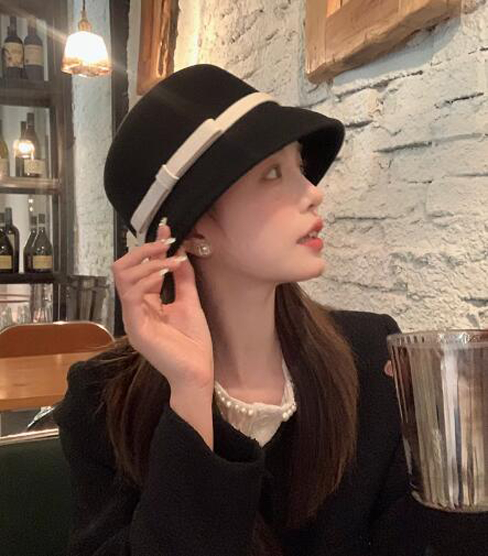 High quality product women men shoes bag Jewelry watches clothes pants D22