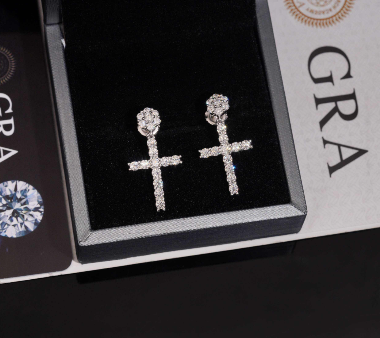 Hot Moissnaite Earring Fine Jewelry 925 Sterling Silver Gold Plated Iced Out VVS Diamond Moissanite Cross Hang Drop Earrings