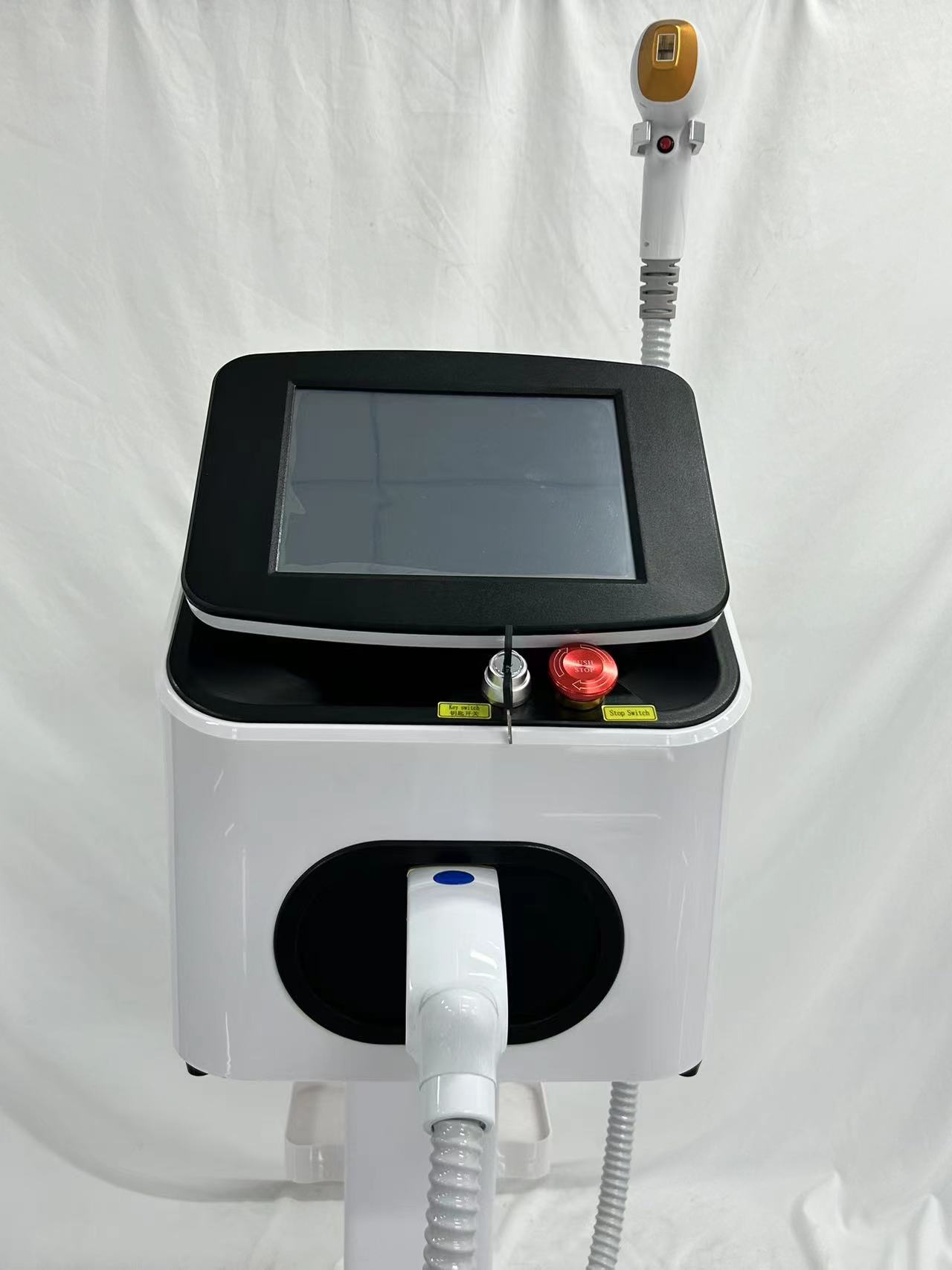 Diode Laser Hair Removal Device 808nm Triple Wavelength Painless Permanent Hair Removal Machine For Beauty Salon Or Spa Equipment