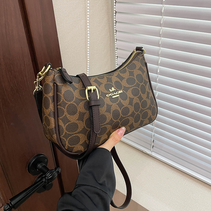 Designer Shoulder Bags for woman luxury versatile casual classic half moon bag fashionable and trendy black pink brown khaki coffee crossbody bag